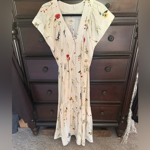 Umgee Cream and Red Tiered Maxi Dress with Flutter Sleeves - Picture 1 of 6
